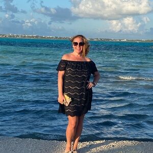 Love Fire Mini XL Elegant Black Lace Dress